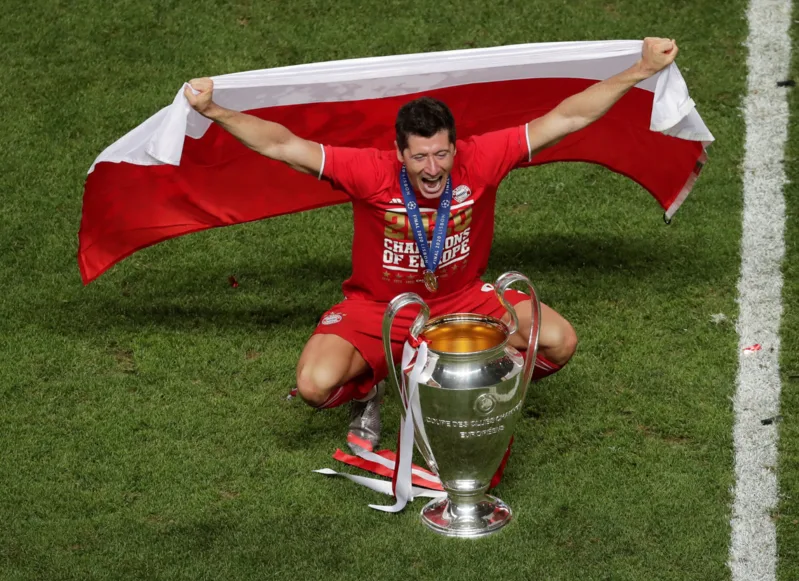 Robert Lewandowski đạt đỉnh cao tại Bayern Munich với hàng loạt danh hiệu và những kỷ lục ghi bàn đáng nhớ.