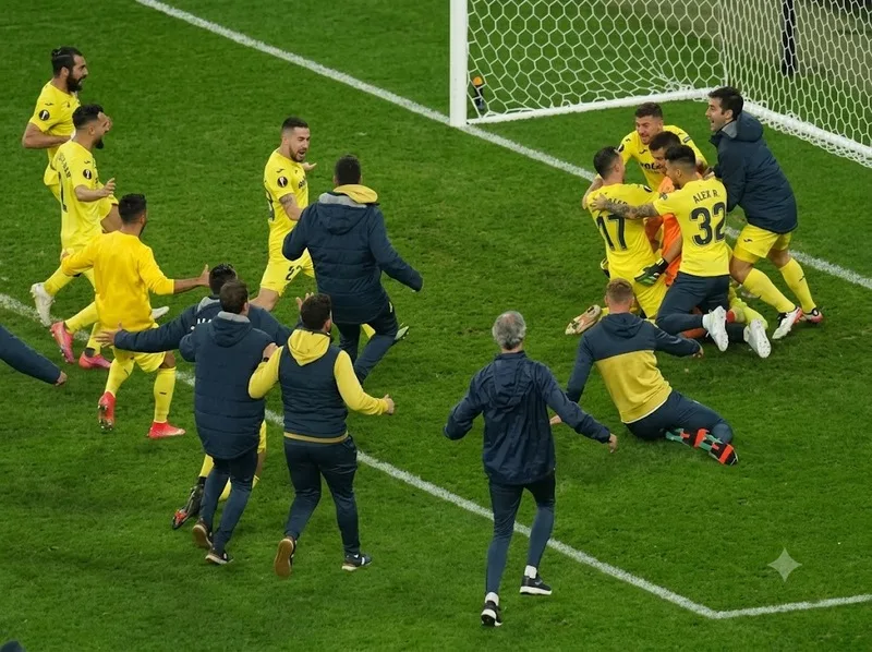Villarreal thắng Man United 11-10 sau loạt luân lưu kéo dài năm 2021.